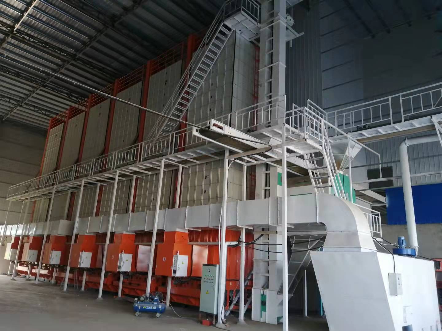 湖北省云夢(mèng)谷物烘干示范中心